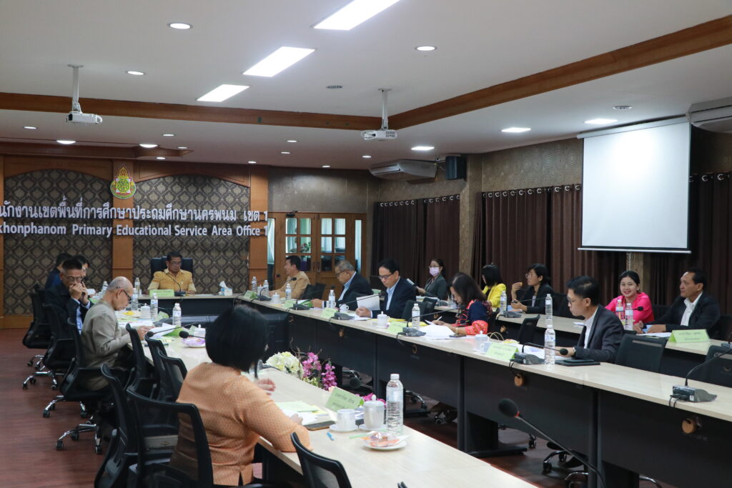 ประชุม อ.ก.ค.ศ. เขตพื้นที่การศึกษาประถมศึกษานครพนม เขต 1 ครั้งที่ 11/2566 5 IMG 9071
