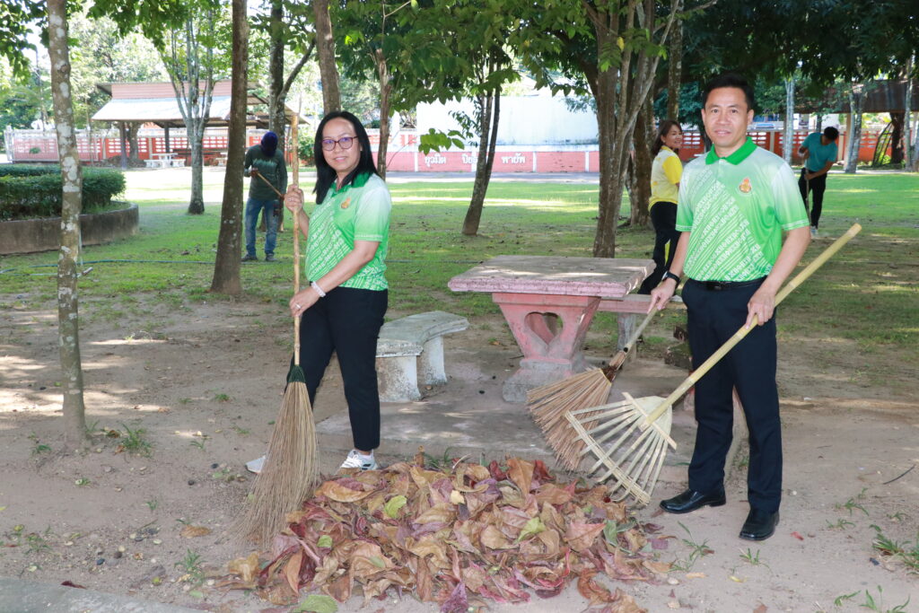 กิจกรรม 5 ส ตามโครงการสถานที่ทำงานน่าอยู่ น่าทำงาน (Healthy Workplace) ประจำปีงบประมาณ พ.ศ. 2567 โดยจะจัดกิจกรรมในทุกวันพุธ 3 IMG 9317