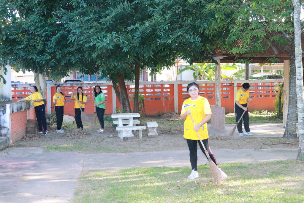กิจกรรม 5 ส ตามโครงการสถานที่ทำงานน่าอยู่ น่าทำงาน (Healthy Workplace) ประจำปีงบประมาณ พ.ศ. 2567 โดยจะจัดกิจกรรมในทุกวันพุธ 4 IMG 9334