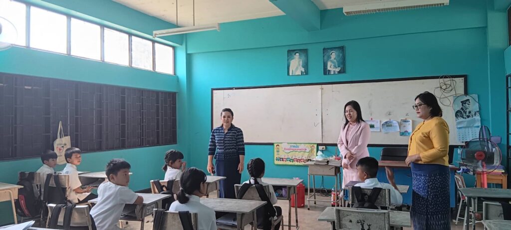 ตรวจเยี่ยมให้กำลังใจ ผู้บริหารสถานศึกษา ครู บุคลากรทางการศึกษาและนักเรียน โรงเรียนบ้านนาขามส้มป่อย อำเภอวังยาง 5 LINE ALBUM 10112566 ๒๓๑๑๑๐ 11
