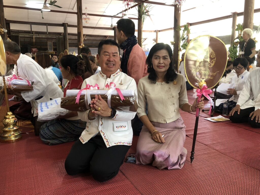 ร่วมทำบุญตักบาตร ถวายภัตตาหารและทอดกฐินสามัคคี เนื่องในงานบุญกฐินสามัคคีวัดส้างพระอินทร์ ประจำปี 2566 7 S 2670654