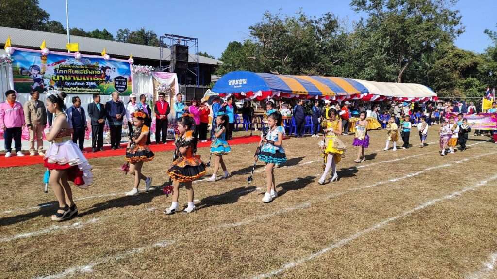 พิธีเปิดการแข่งขันกีฬานักเรียน โคกหินเเฮ่ท่าลาดนาขามเกมส์ ณ โรงเรียนบ้านนาขาม 6 25339