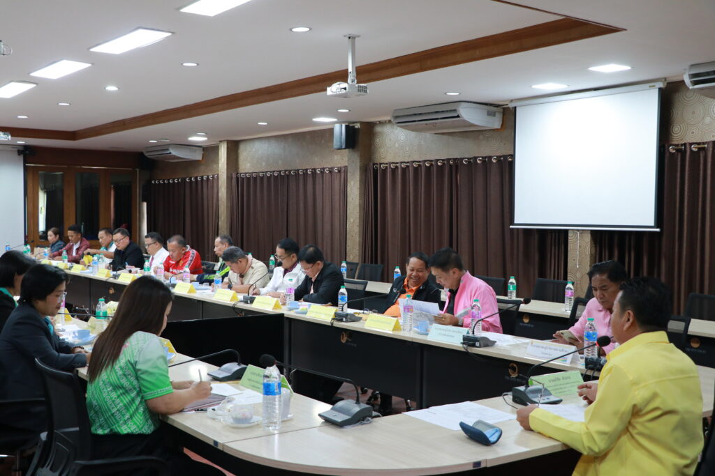 การประชุมประธานเครือข่ายสถานศึกษา และนายกสมาคมผู้บริหารสถานศึกษา สพป.นครพนม เขต 1 ครั้งที่ 3 ประจำปีงบประมาณ พ.ศ. 2567 4 IMG 1726