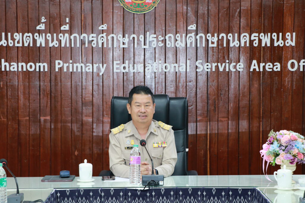 ร่วมประชุมมอบนโยบายการแก้ไขปัญหาหนี้สินครูและบุคลากรทางการศึกษา สำนักงานคณะกรรมการการศึกษาขั้นพื้นฐาน ผ่านระบบ Zoom meeting 2 IMG 1957