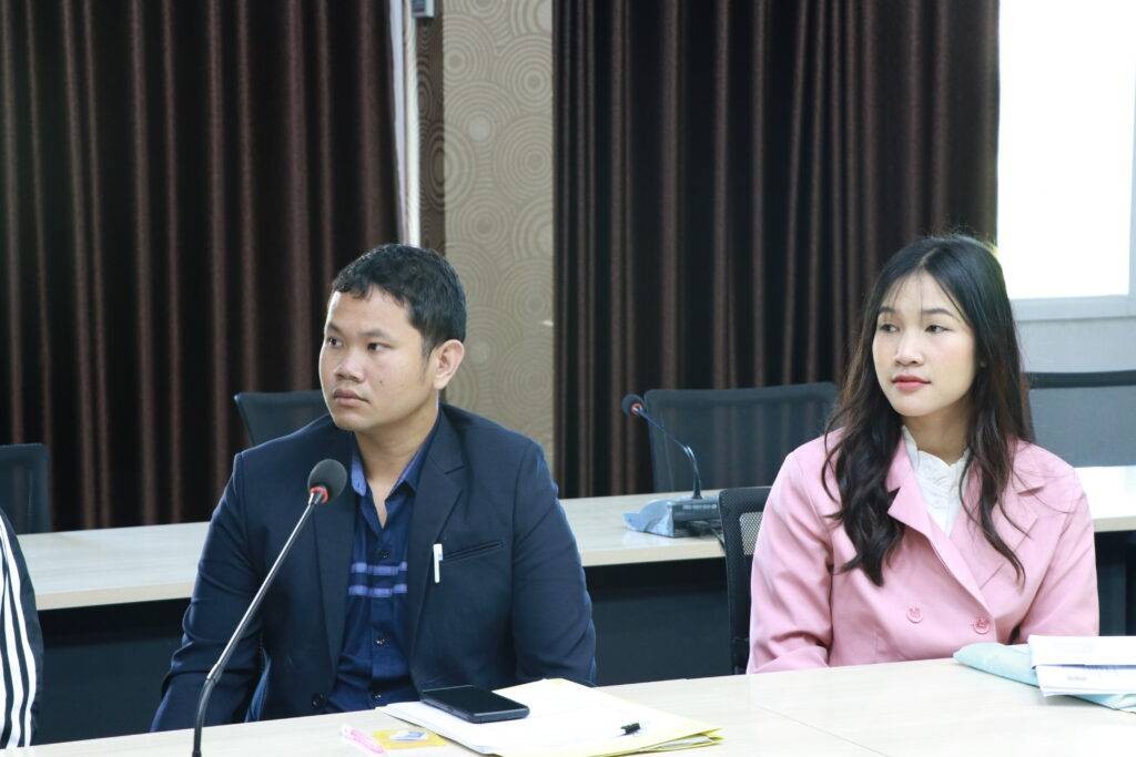 การประชุมชี้แจงการบันทึกข้อมูลลงแฟ้มทะเบียนประวัติ และ ก.ค.ศ. 16 9 IMG 2927