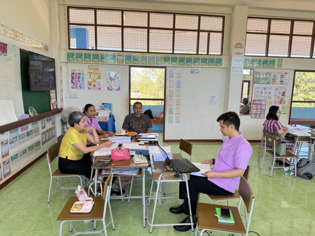ลงพื้นที่ให้คำปรึกษาแนะนำ การเงิน บัญชี และพัสดุ พร้อมทั้งตรวจสอบบัญชี การเงิน ของสถานศึกษาในสังกัด ตามแผนการปฏิบัติงาน ประจำปี 2567 ณ โรงเรียนบ้านนาดอกไม้ 2 S 3555385