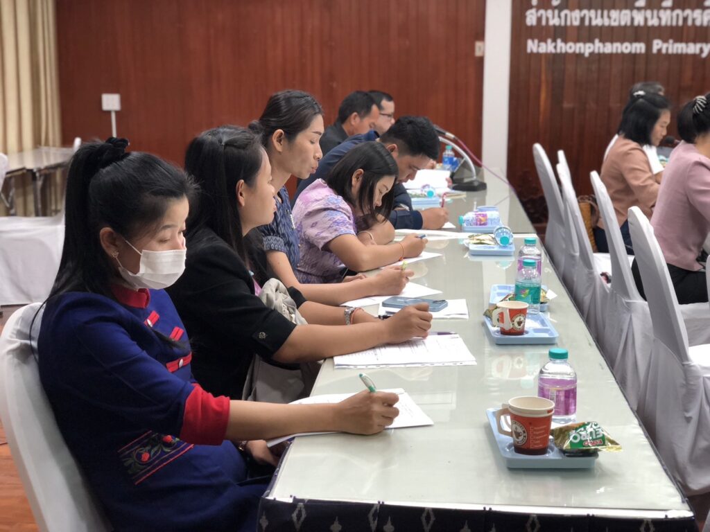 การประชุมคณะกรรมการดำเนินงานโครงการการพัฒนาโรงเรียนสู่การเป็นชุมชนแห่งการเรียนรู้ทางวิชาชีพ 5 S 3956751