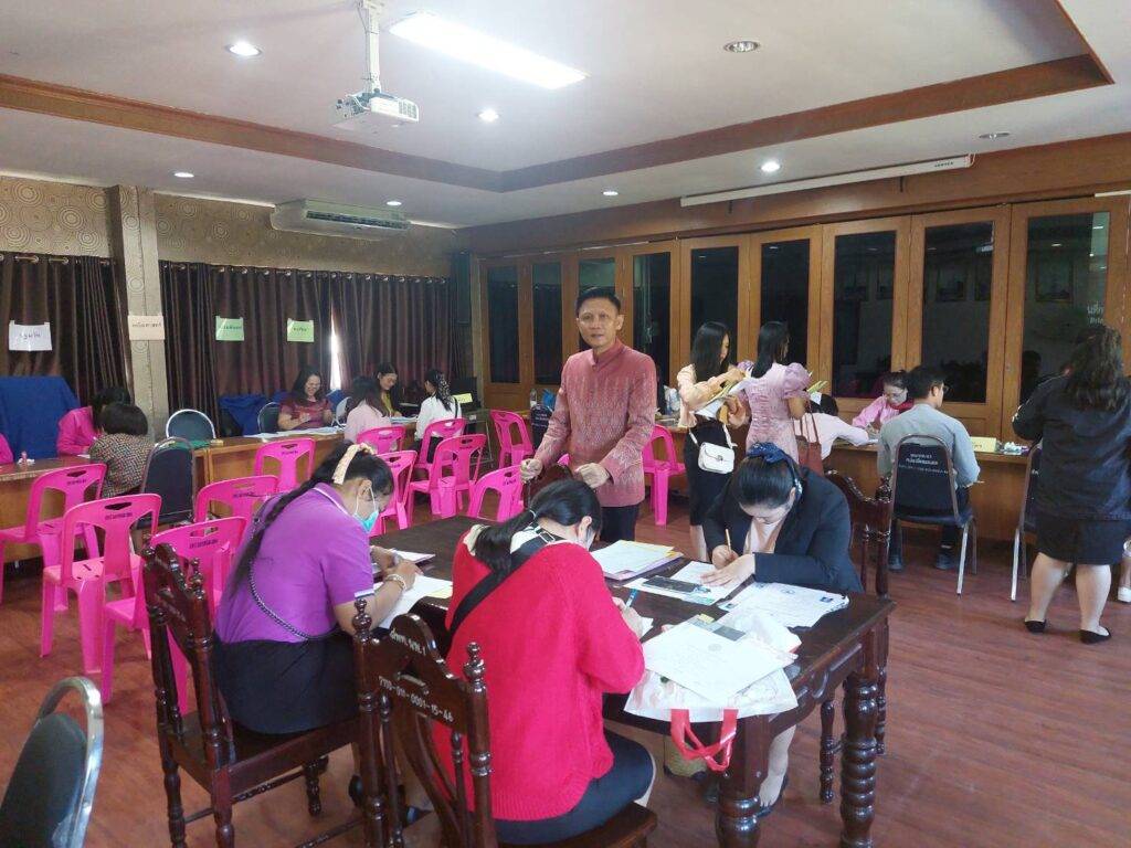 การประชุมชี้แจ้งการรับสมัครบุคคลเพื่อสรรหาและเลือกสรรเป็นพนักงานราชการทั่วไป ตำแหน่ง ครูผู้สอน รับสมัครตั้งแต่วันที่ 2 -8 มกราคม 2566 5 259146