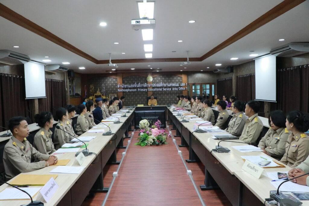 การบรรจุและแต่งตั้งเพื่อเข้ารับราชการครูและบุคลากรทางการศึกษา ตำแหน่ง ครูผู้ช่วย จากบัญชี กศจ.นครพนม และบัญชี อ.ก.ค.ศ. สพป.นครพนม เขต 1 2 IMG 3753