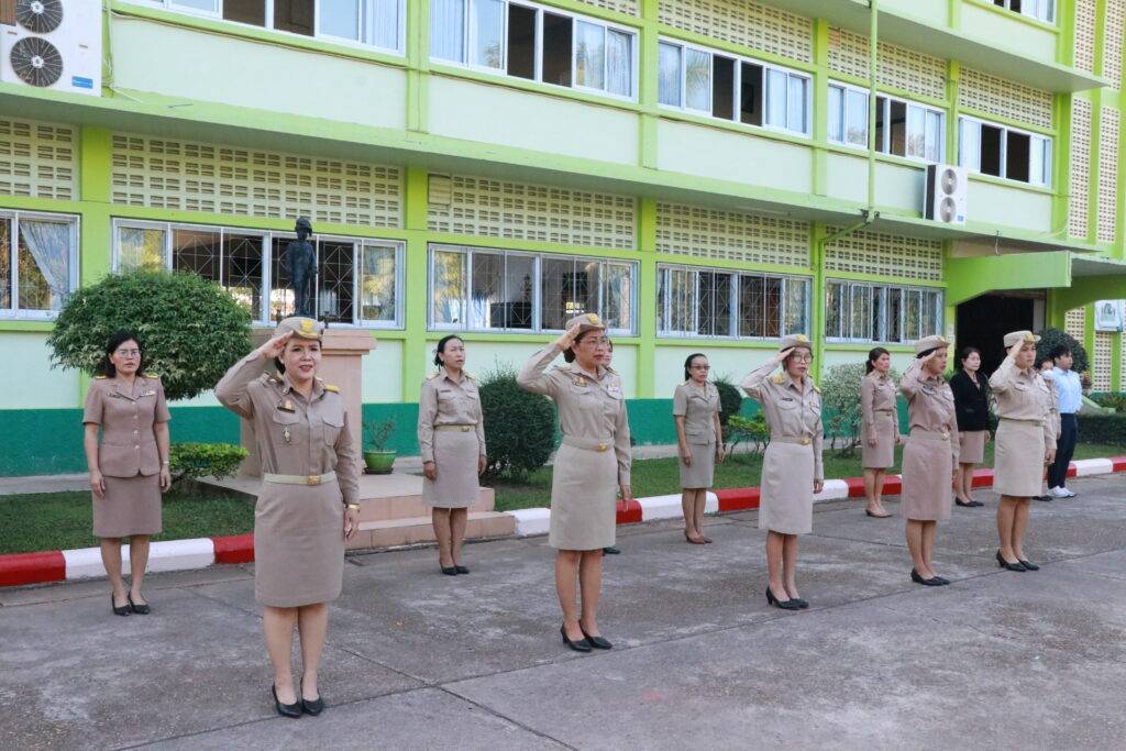 กิจกรรมเชิงสัญลักษณ์เขตสุจริต,ร้องเพลงชาติ, สวดมนต์ไหว้พระ,กล่าวคำปฏิญาณเขตสุจริต 3 IMG 3887