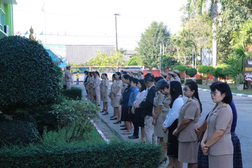 กิจกรรมเชิงสัญลักษณ์เขตสุจริต,ร้องเพลงชาติ, สวดมนต์ไหว้พระ,กล่าวคำปฏิญาณเขตสุจริต 8 IMG 3936