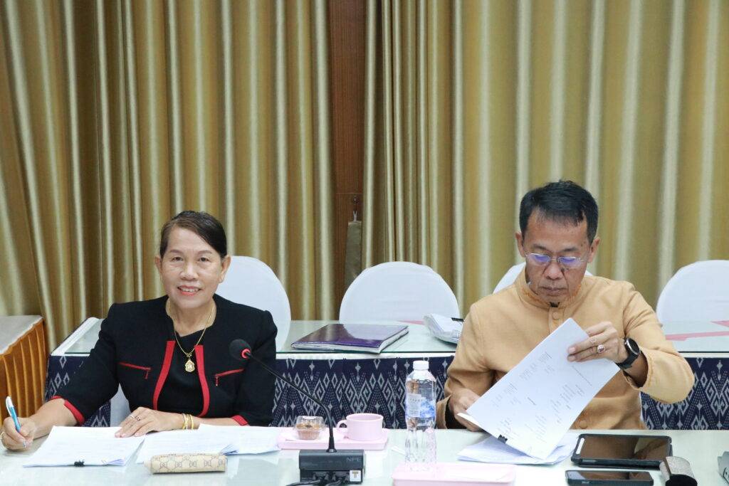 การประชุมคณะกรรมการมูลนิธิวันกล้วยน้ำว้าโรงเรียน สมัยสามัญ ครั้งที่ 1/2567 4 IMG 3960