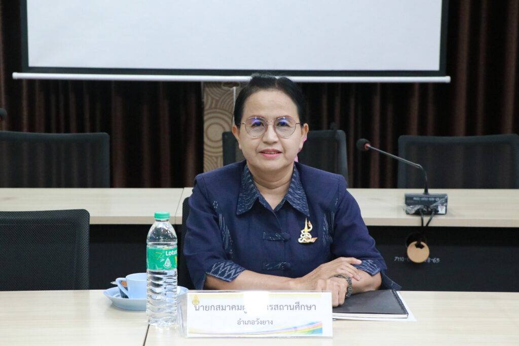 การประชุมคณะกรรมการกองทุนช่วยเหลือนักเรียน ครู ผู้บริหาร และบุคลากรทางการศึกษาในสังกัด สพป.นครพนม เขต 1 ครั้งที่ 2/2567 4 IMG 4766