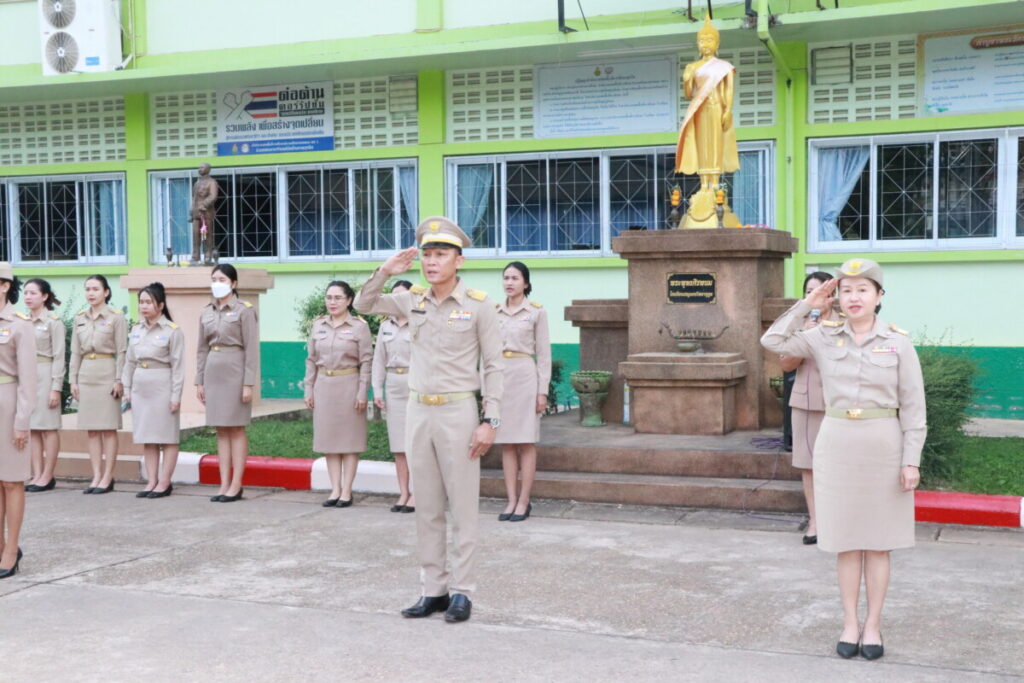 กิจกรรมเชิงสัญลักษณ์เขตสุจริต,ร้องเพลงชาติ, สวดมนต์ไหว้พระ,กล่าวคำปฏิญาณเขตสุจริต 6 IMG 5239
