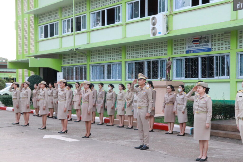 กิจกรรมเชิงสัญลักษณ์เขตสุจริต,ร้องเพลงชาติ, สวดมนต์ไหว้พระ,กล่าวคำปฏิญาณเขตสุจริต 5 IMG 5242