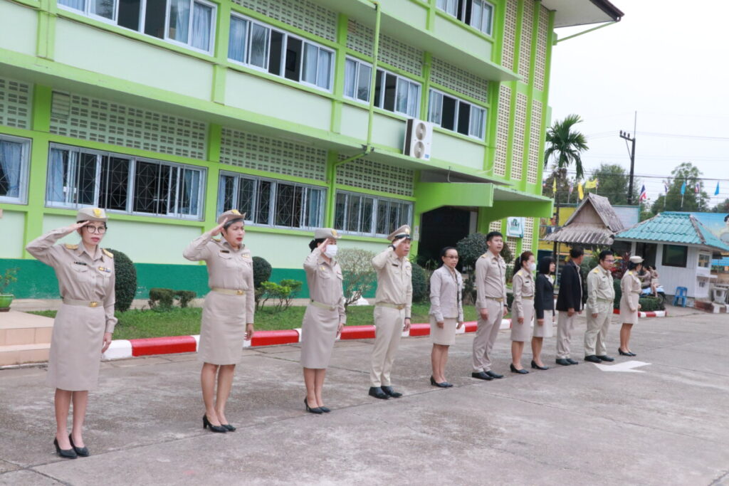 กิจกรรมเชิงสัญลักษณ์เขตสุจริต,ร้องเพลงชาติ, สวดมนต์ไหว้พระ,กล่าวคำปฏิญาณเขตสุจริต 5 IMG 5596