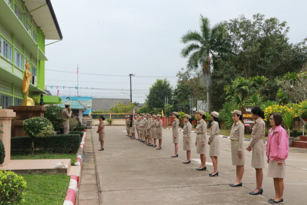 กิจกรรมเชิงสัญลักษณ์เขตสุจริต,ร้องเพลงชาติ, สวดมนต์ไหว้พระ,กล่าวคำปฏิญาณเขตสุจริต 7 IMG 5619