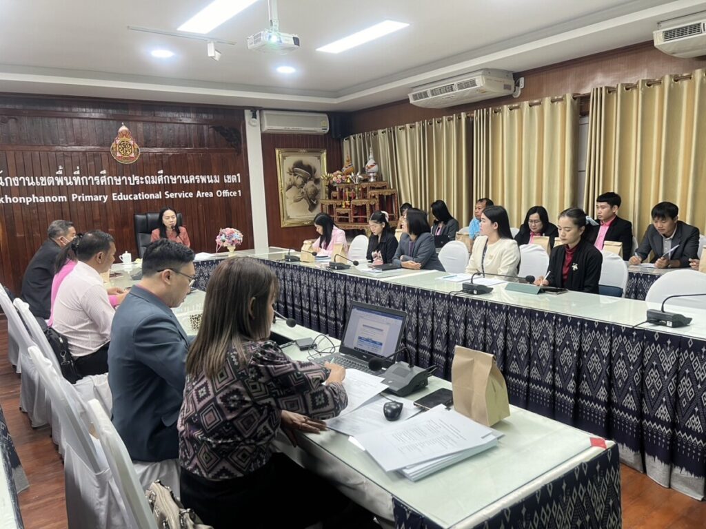 การประชุมสร้างความรู้ความเข้าใจและเตรียมความพร้อมสถานศึกษาในการรับการประเมินสถานศึกษาพอเพียง ปีงบประมาณ พ.ศ.2567 5 S 49266803