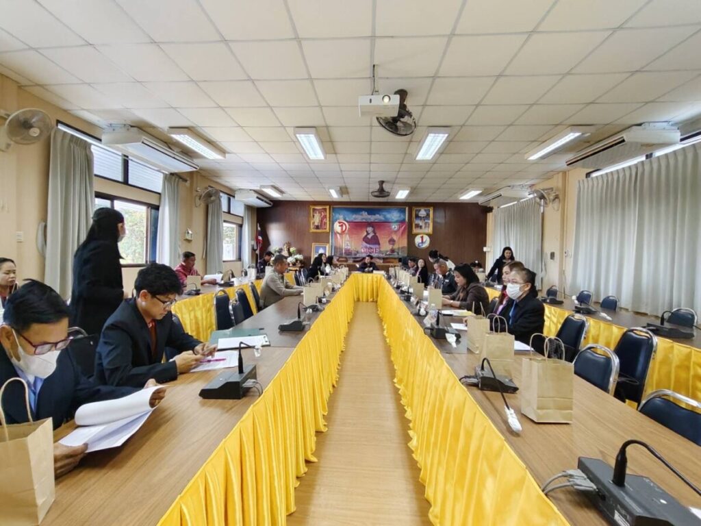 ร่วมประชุมคณะกรรมการโครงการ TO BE NUMBER ONE เพื่อรณรงค์ป้องกันและแก้ไขปัญหายาเสพติด ภายใต้คำขวัญ “เป็นหนึ่ง โดยไม่พึ่งยาเสพติด” จังหวัดนครพนม 5 S 536846349