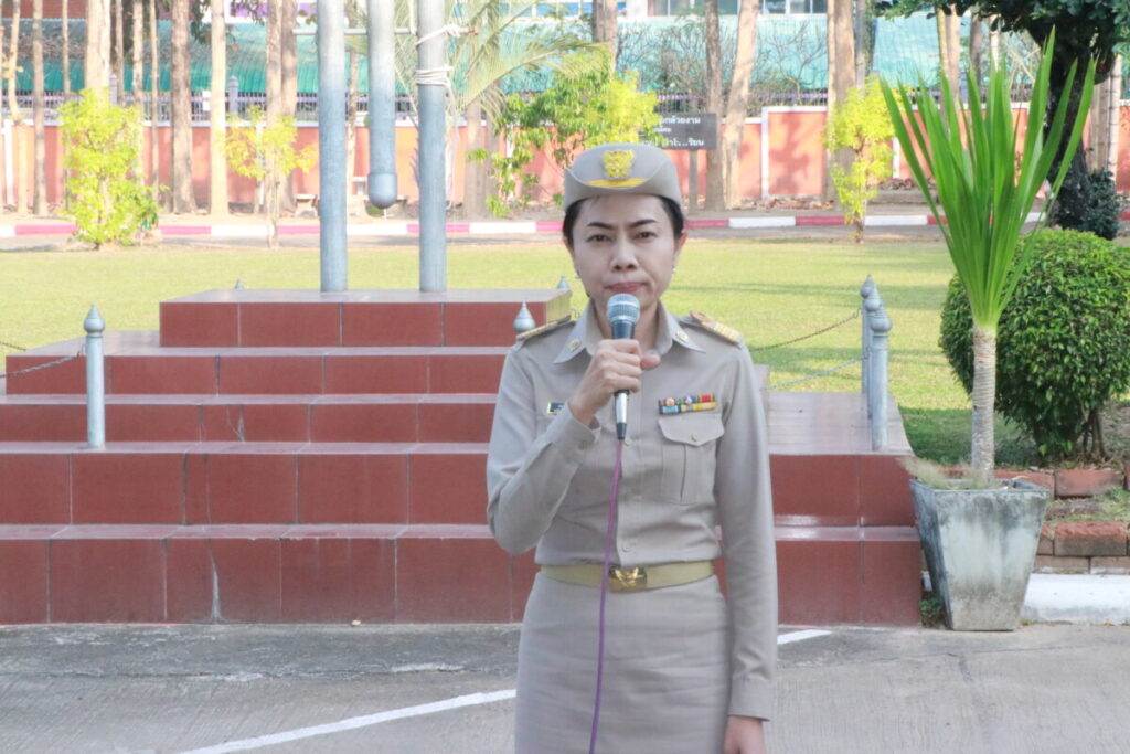 กิจกรรมเชิงสัญลักษณ์เขตสุจริต,ร้องเพลงชาติ, สวดมนต์ไหว้พระ,กล่าวคำปฏิญาณเขตสุจริต 3 IMG 6104