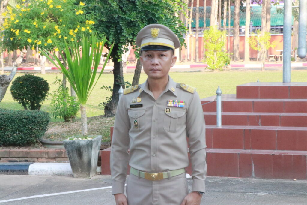 กิจกรรมเชิงสัญลักษณ์เขตสุจริต,ร้องเพลงชาติ, สวดมนต์ไหว้พระ,กล่าวคำปฏิญาณเขตสุจริต 2 IMG 6105