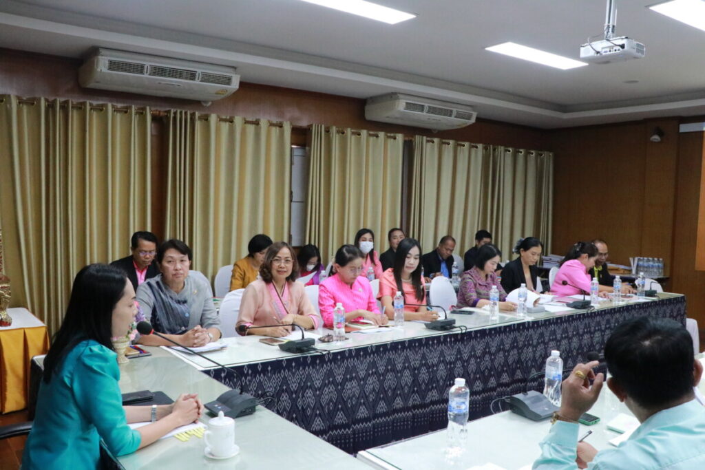 การประชุมคณะกรรมการประเมินโครงการสถานศึกษาสีขาว ปลอดยาเสพติดและอบายมุข ปีการศึกษา 2566 5 IMG 6377