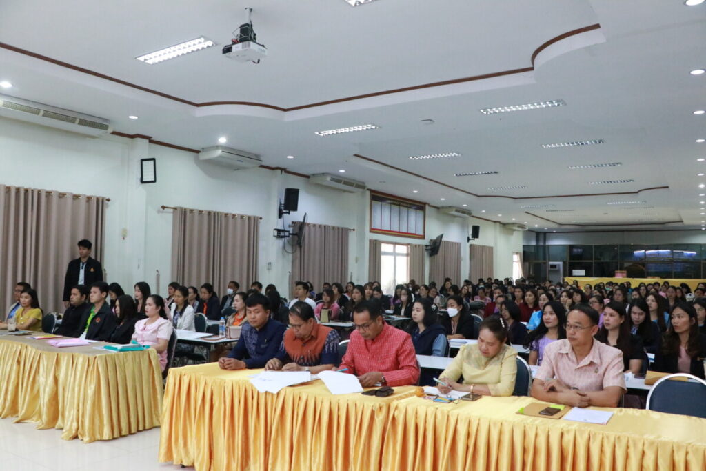 การอบรมโครงการอบรมพัฒนาศักยภาพการปฏิบัติงานของเจ้าหน้าที่การเงิน บัญชี หรือพัสดุ ของสถานศึกษาประจำปีงบประมาณ พ.ศ. 2567 รุ่นที่ 2 (สำหรับอำเภอนาแก อำเภอปลาปาก) 4 IMG 6828