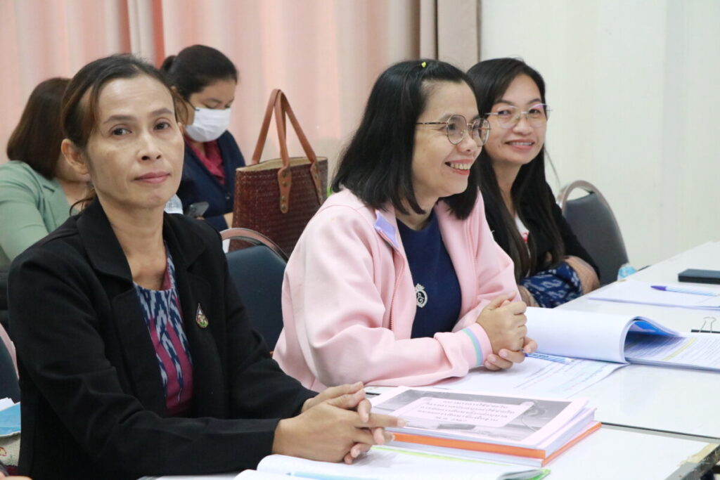 การอบรมโครงการอบรมพัฒนาศักยภาพการปฏิบัติงานของเจ้าหน้าที่การเงิน บัญชี หรือพัสดุ ของสถานศึกษาประจำปีงบประมาณ พ.ศ. 2567 รุ่นที่ 2 (สำหรับอำเภอนาแก อำเภอปลาปาก) 5 IMG 6886