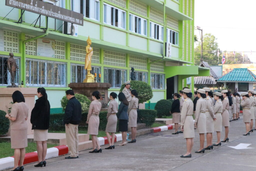 กิจกรรมเชิงสัญลักษณ์เขตสุจริต,ร้องเพลงชาติ, สวดมนต์ไหว้พระ,กล่าวคำปฏิญาณเขตสุจริต 8 IMG 7193