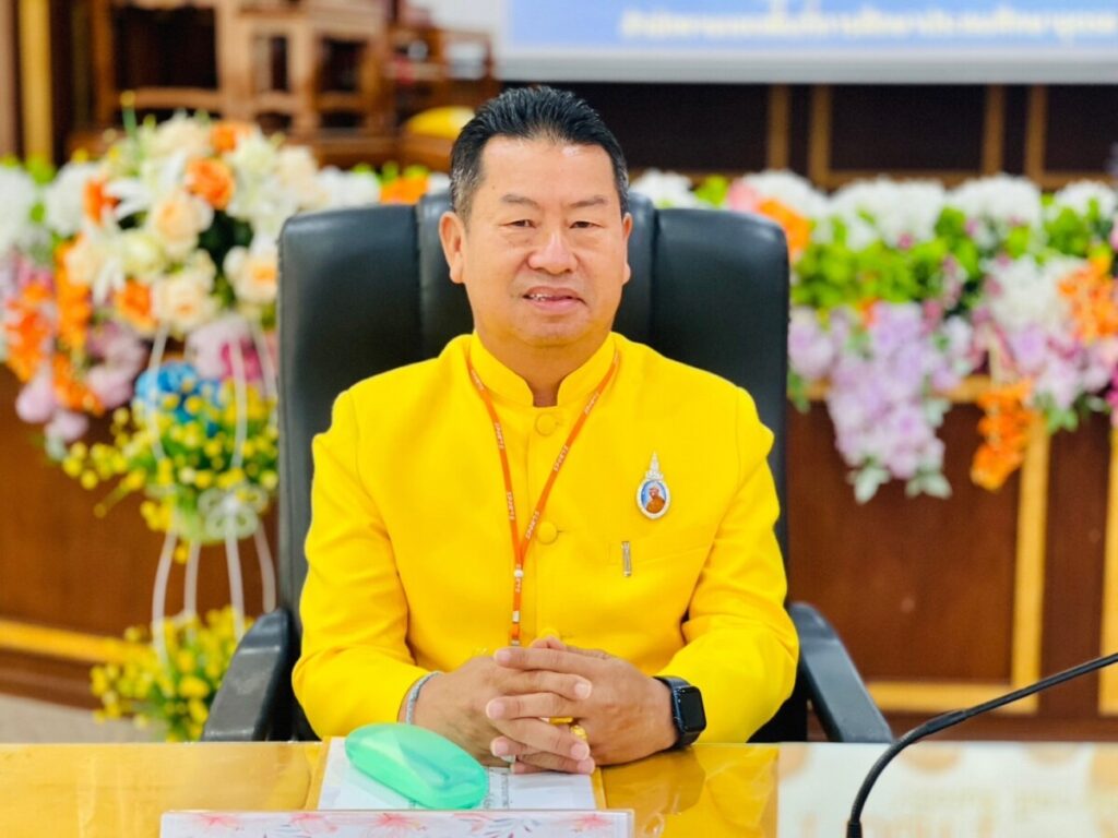 การพัฒนาการอบรมเชิงปฏิบัติการตามโครงการพัฒนาผู้บริหารการศึกษา สพฐ. OBEC ONE TEAM ตำแหน่งรองผู้อำนวยการสำนักงานเขตพื้นที่การศึกษา ระยะที่ 2 1 S 1974339