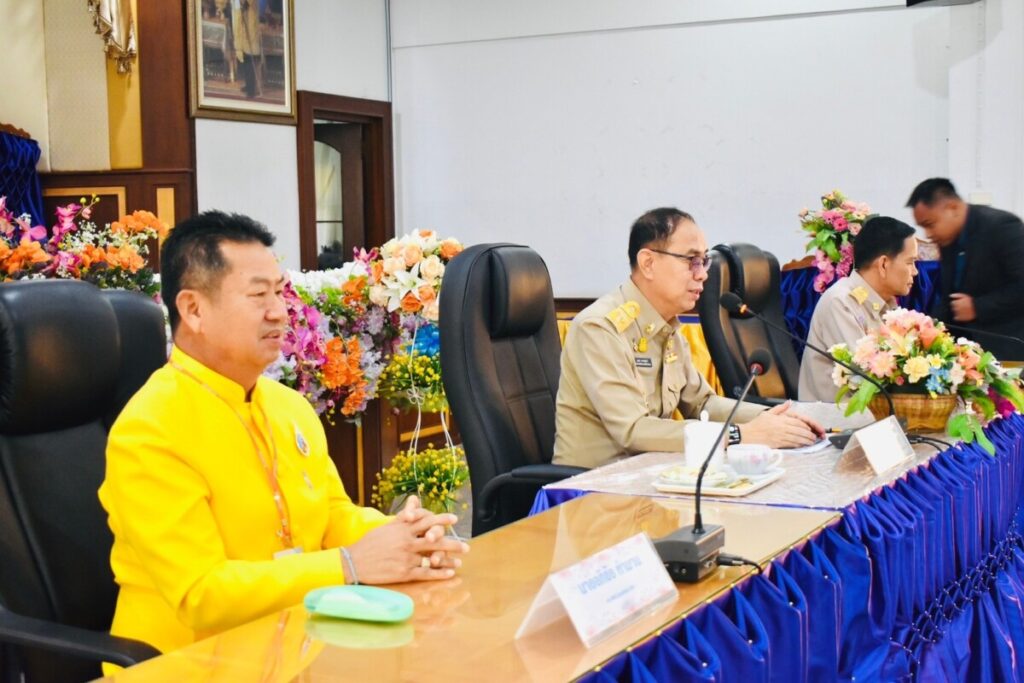การพัฒนาการอบรมเชิงปฏิบัติการตามโครงการพัฒนาผู้บริหารการศึกษา สพฐ. OBEC ONE TEAM ตำแหน่งรองผู้อำนวยการสำนักงานเขตพื้นที่การศึกษา ระยะที่ 2 2 S 1974342