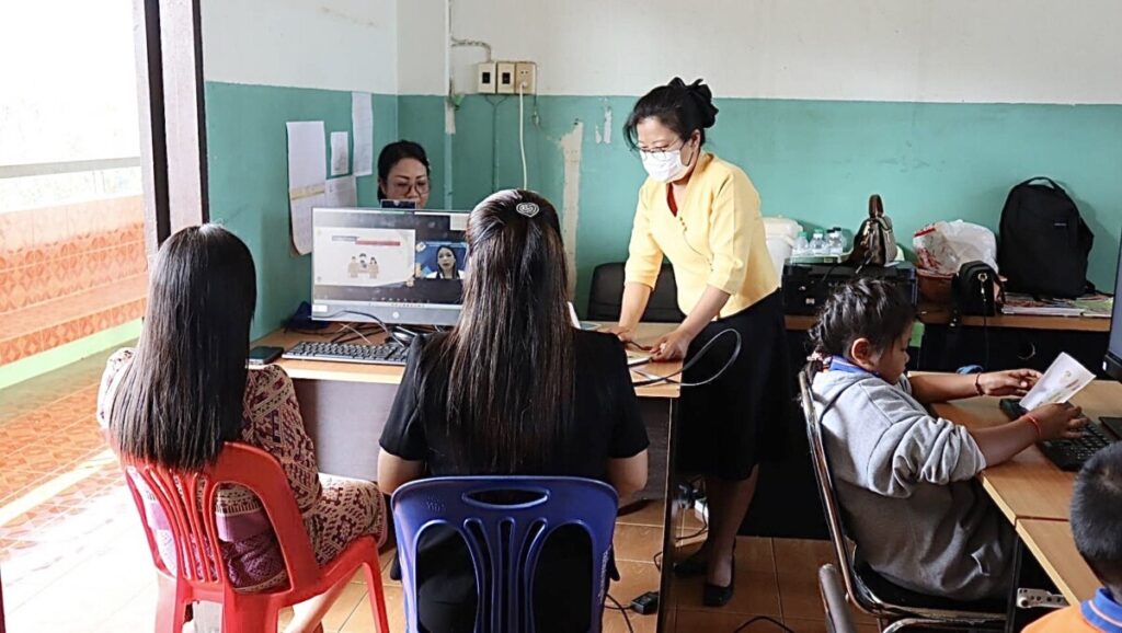 ร่วมประชุมแนวทางการประเมินความสามารถด้านการอ่านออกเสียงแบบออนไลน์ RT e-Exam ผ่านระบบ Zoom Meeting 4 S 36143152