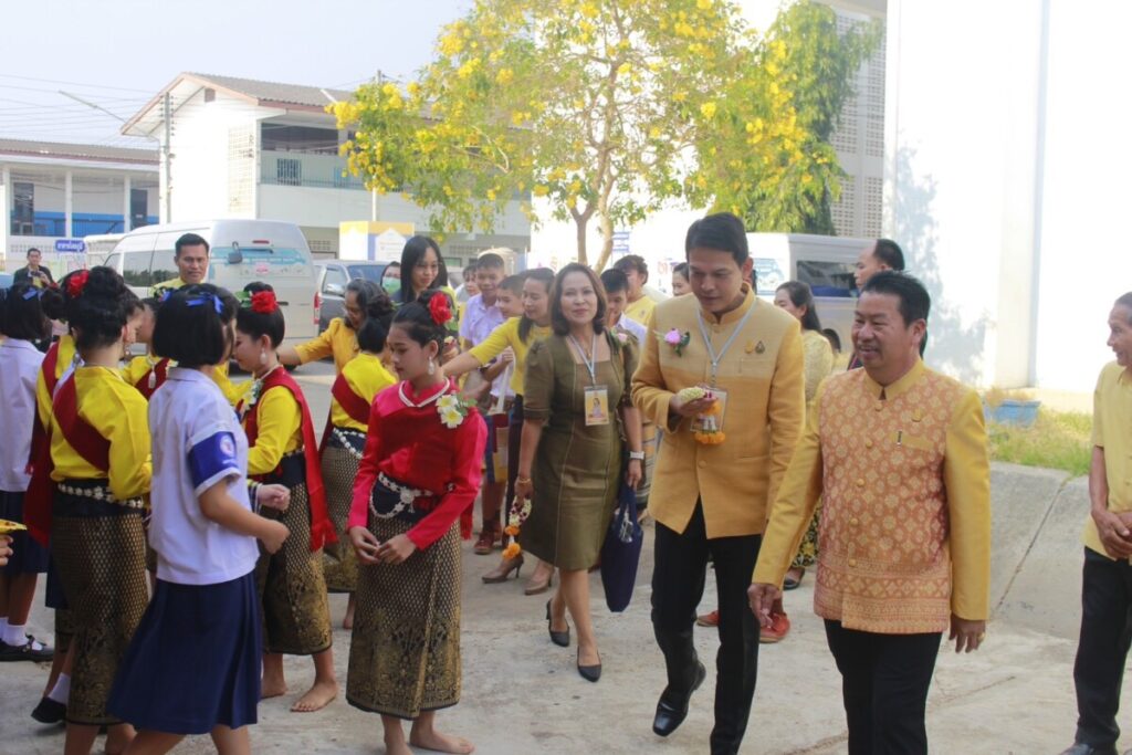 ร่วมให้การต้อนรับ คณะกรรมการ ประเมินนักเรียนเพื่อรับรางวัลพระราชทาน ระดับประถมศึกษาขนาดใหญ่ ระดับกลุ่มจังหวัดที่ 10 10 S 63103019