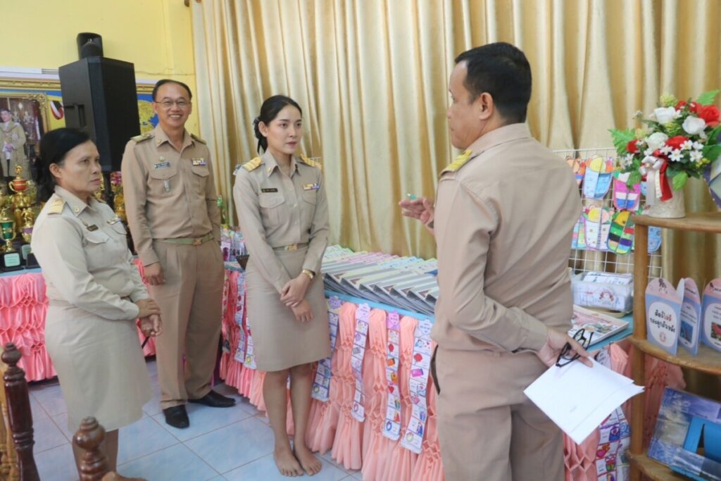 ประเมินการเตรียมความพร้อมและพัฒนาอย่างเข้ม ตำแหน่งครูผู้ช่วย โรงเรียนบ้านศรีธน และ โรงเรียนบ้านหนองบัว 4 0e7ad4c2aa48390263553c8c904828fb9336b84 0