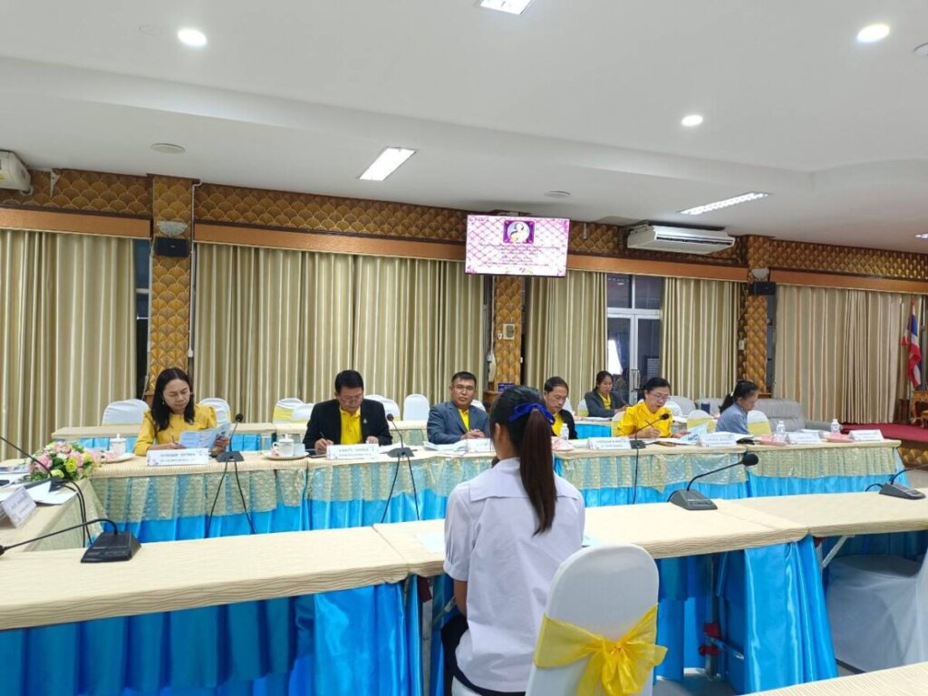 ร่วมเป็นคณะกรรมการคัดเลือกนักเรียนรับทุนโครงการทุนการศึกษา เฉลิมราชกุมารี ระยะที่ 2 รุ่นที่ 4 3 313949 0
