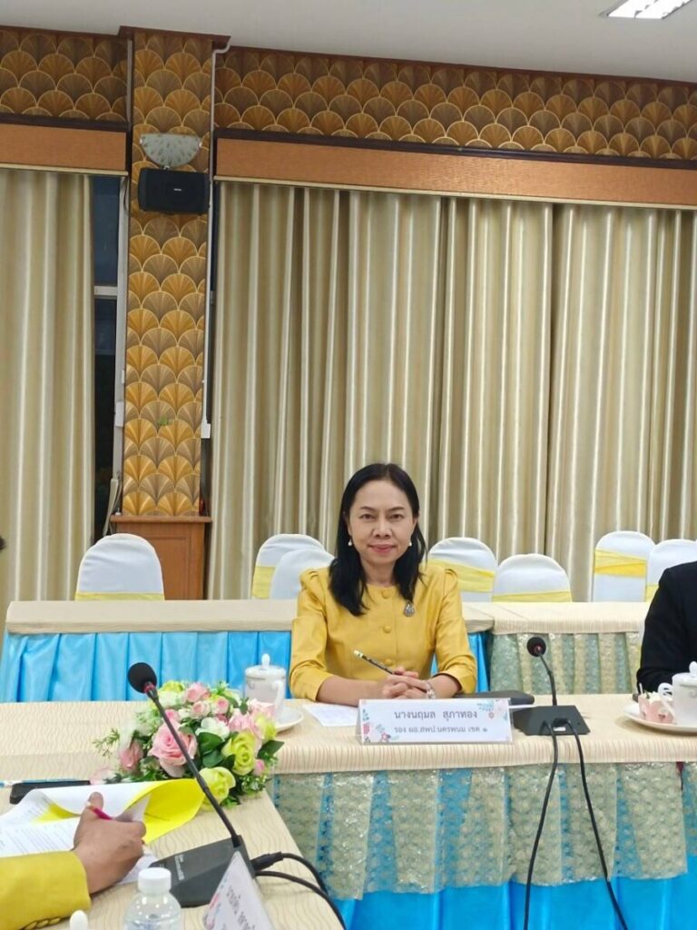 ร่วมเป็นคณะกรรมการคัดเลือกนักเรียนรับทุนโครงการทุนการศึกษา เฉลิมราชกุมารี ระยะที่ 2 รุ่นที่ 4 1 313953 0