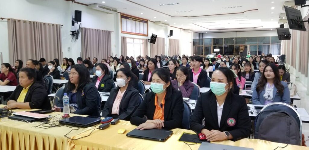 ประธานเปิดการอบรมการสร้างสื่อเทคโนโลยีภาษาไทย เพื่อแก้ปัญหาการอ่านไม่ออก เขียนไม่ได้ 4 65409 0