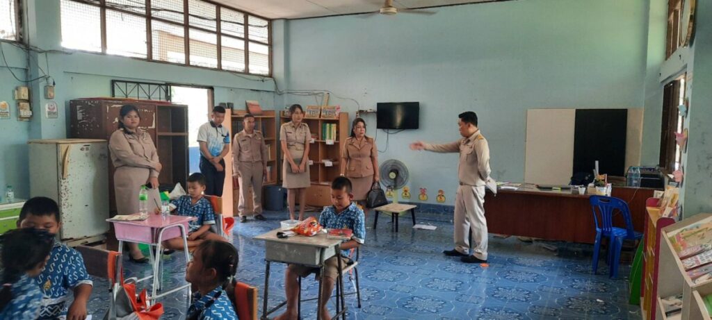 ติดตามการจัดการเรียนการสอนของโรงเรียนขนาดเล็ก โรงเรียนบ้านดงโชค 3 84348 0