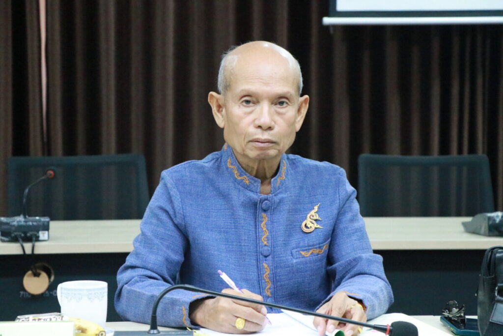 ประชุม อ.ก.ค.ศ. เขตพื้นที่การศึกษาประถมศึกษานครพนม เขต 1 ครั้งที่ 2/2567 6 IMG 0525