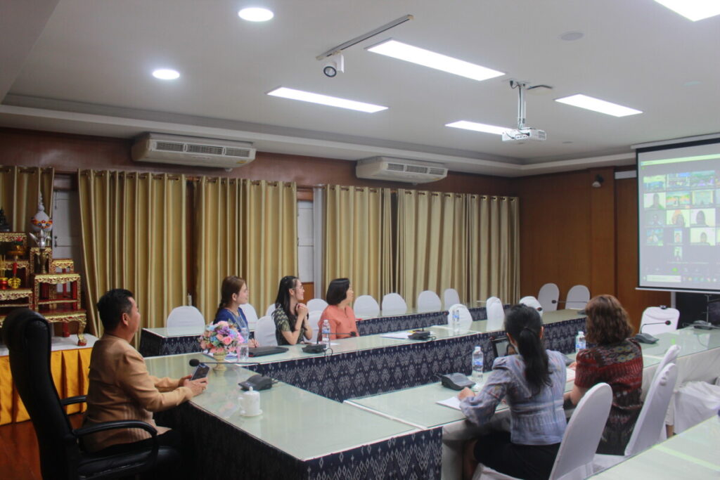 ประชุมหารือการคัดเลือกประธานคณะกรรมการบริหารกลุ่มพื้นที่การศึกษาฯ 4 IMG 4447 0