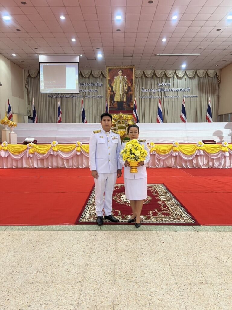 ร่วมพิธีถวายสักการะแด่พระบาทสมเด็จพระบรมชนกาธิเบศรฯ เนื่องในวันมาตรฐานฝีมือแรงงานแห่งชาติ 1 S 50200756 0