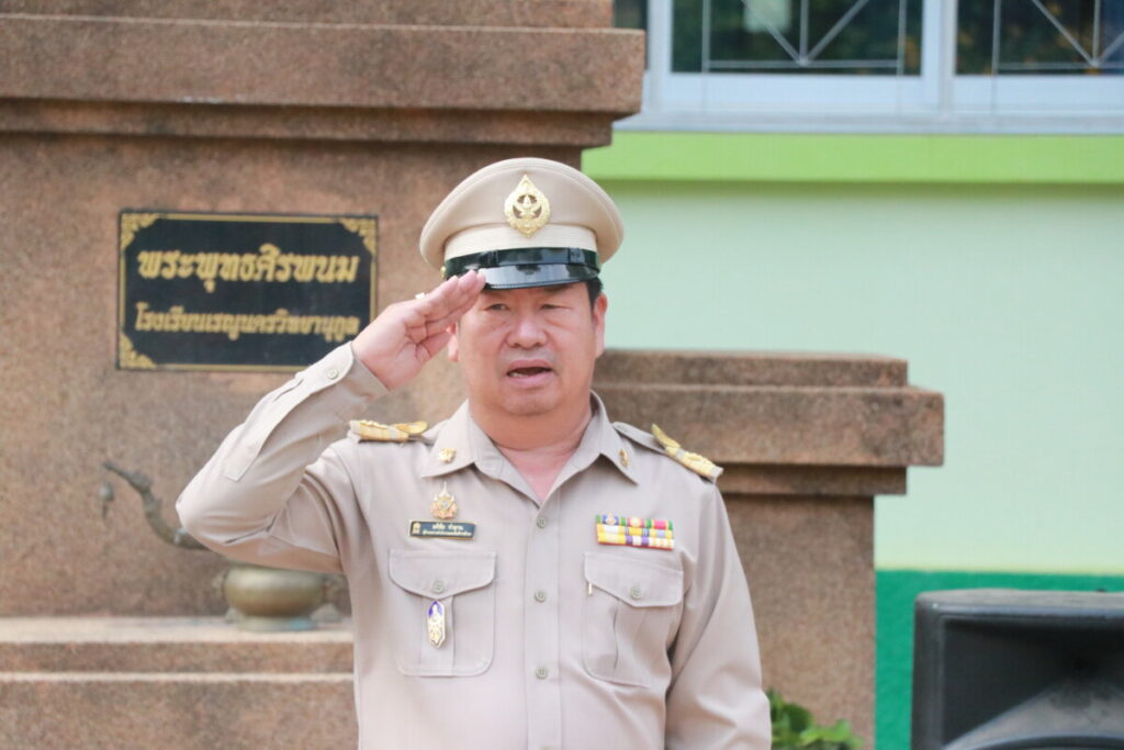 ร่วมกิจกรรมเชิงสัญลักษณ์เขตสุจริต,ร้องเพลงชาติ, สวดมนต์ไหว้พระ,กล่าวคำปฏิญาณเขตสุจริต 3 IMG 1284