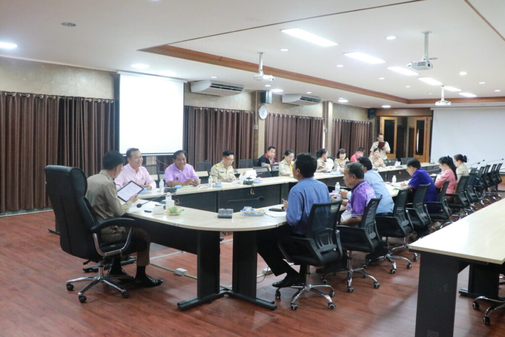 ประชุมคณะกรรมการบริหารอัตรากำลังข้าราชการครูและบุคลากรทางการศึกษา ครั้งที่ 1/2567 4 IMG 4259