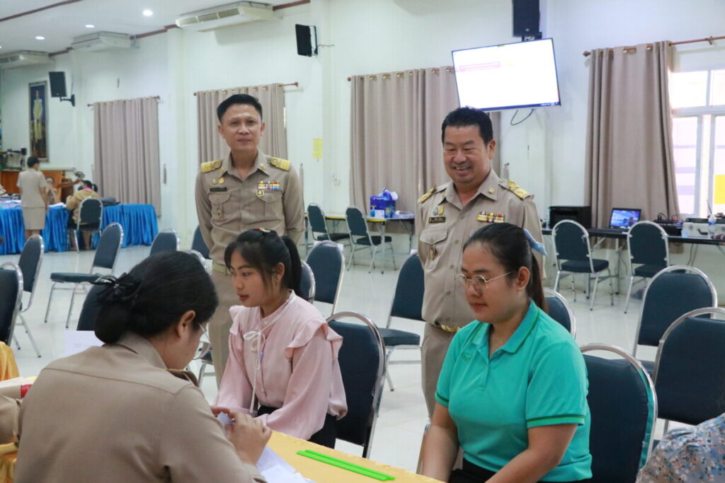 เยี่ยมชมและให้กำลังใจผู้สมัครคัดเลือกบุคคลเพื่อบรรจุและแต่งตั้งเข้ารับราชการเป็นข้าราชการครูและบุคลากรทางการศึกษา 2 IMG 8587