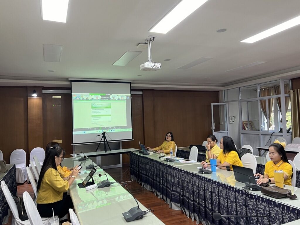 ประชุมการปฐมนิเทศ ศึกษานิเทศก์ผู้เข้ารับการพัฒนาระยะก่อนพัฒนา (Pre-Training) และประชุมศึกษานิเทศก์พี่เลี้ยง 2 S 51085362 0