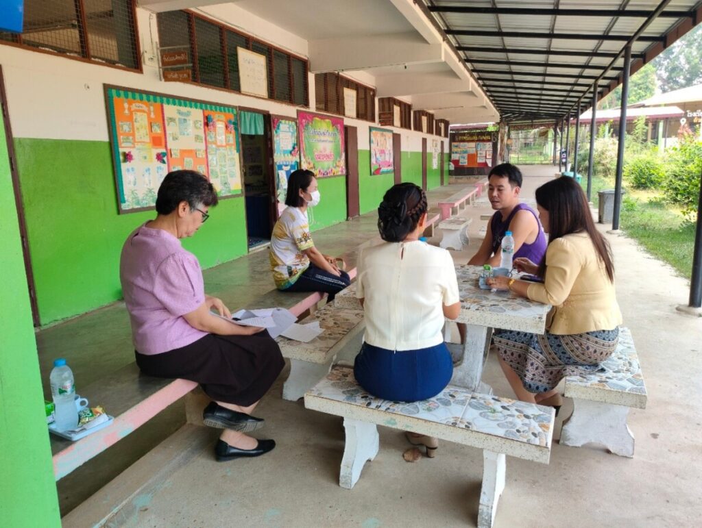ลงพื้นที่ตรวจสอบการเตรียมให้ความช่วยเหลือซ่อมแซมห้องน้ำนักเรียนของโรงเรียนอุ่มเหม้าวิทยาคาร 1 LINE ALBUM โรงเรียนอุ่มเหม้าวิทยาคาร ๒๔๐๕๐๒ 4