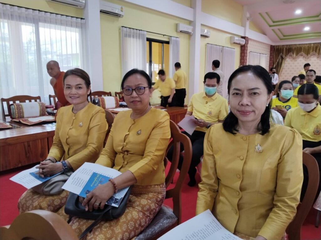 ร่วมพิธีเจริญพระพุทธมนต์เฉลิมพระเกียรติถวายพระพรชัยมงคลแด่พระบาทสมเด็จพระเจ้าอยู่หัว เนื่องในโอกาสวันเฉลิมพระชนมพรรษาหกรอบ 28 กรกฎาคม 2567 1 S 8904958 0