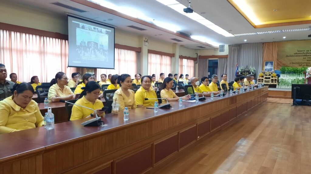 พิธีรับมอบเกล้าไม้ โครงการ 72 ล้านต้น พลิกฟื้นผืนป่า เฉลิมพระเกียรติพระบาทสมเด็จพระเจ้าอยู่หัว 4 99439 0 0