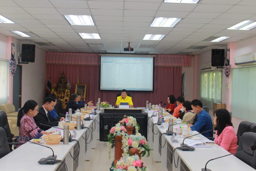 ประชุมคณะกรรมการ สกสค. จังหวัดนครพนม 4 IMG 8245 0