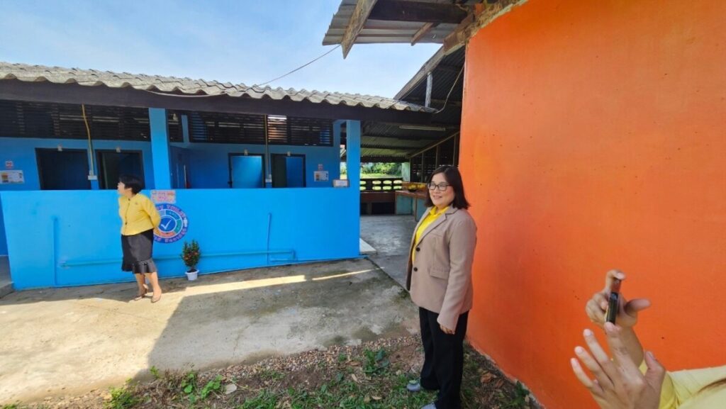 ประเมินห้องน้ำสถานศึกษา โครงการสุขาดี มีความสุข ประจำปีงบประมาณ พ.ศ. 2567 เครือข่ายฝั่งแดงน้ำก่ำ 3 S 40919206 0